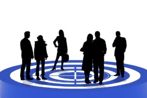 Affiliate marketing for beginners earning commissions online with laptop